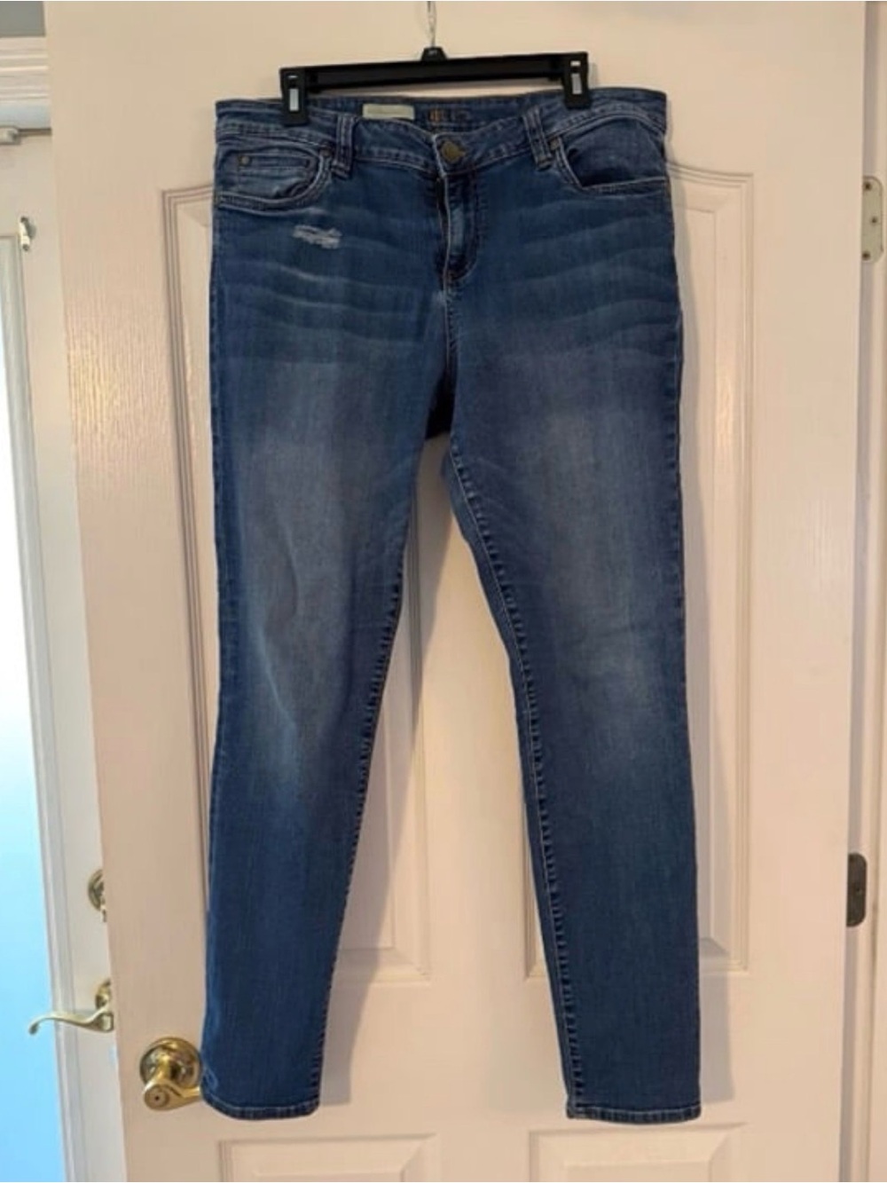 Kut from the Kloth Toothpick Skinny Jeans Size 14 Medium Wash Distressed Stretch